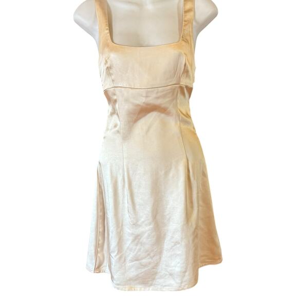 Princess Polly Dresses & Skirts - Princess Polly Women’s Size 8 Champagne Satin Mini Dress Lace Up Back